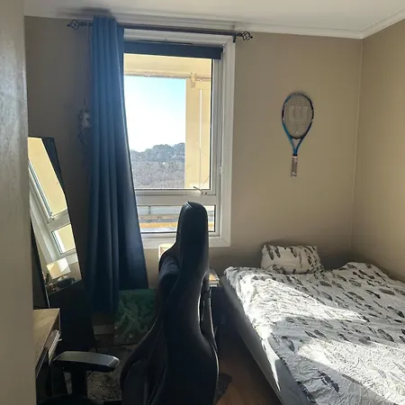 Cozy With Balcony And Amazing View
